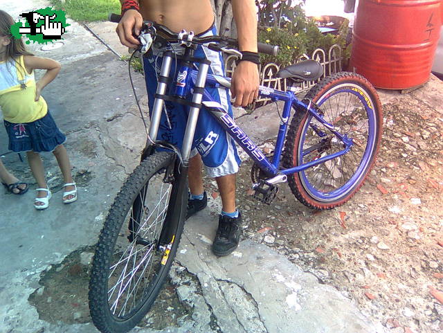 opinen de esta bike la arme de 0 y anda de 10