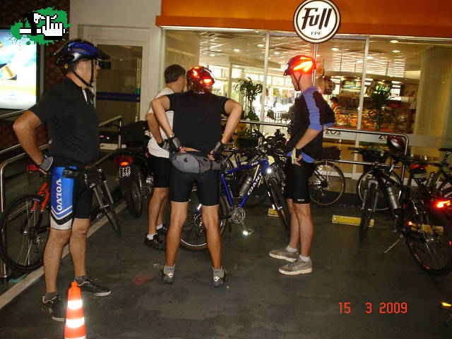 A.C.A Sede Central. Los 3 Chiflados del Pedal