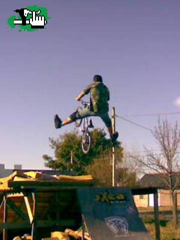 NO FOOTED