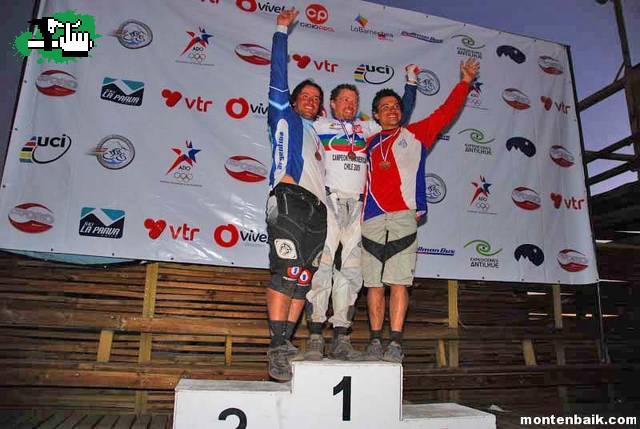 Marce Llanos podio 4X master