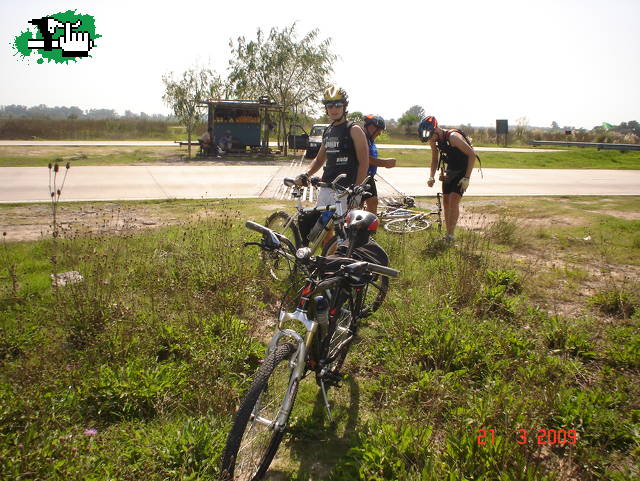 Caminos rurales.LOS 3 CHIFLADOS DEL PEDAL