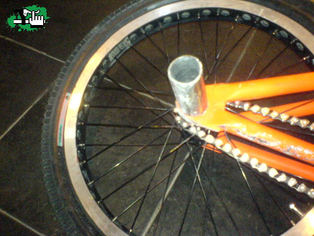 PRIMO V-MONSTER NUEVA