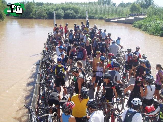 MEGABALSA !! en Otamendi...(la segunda )