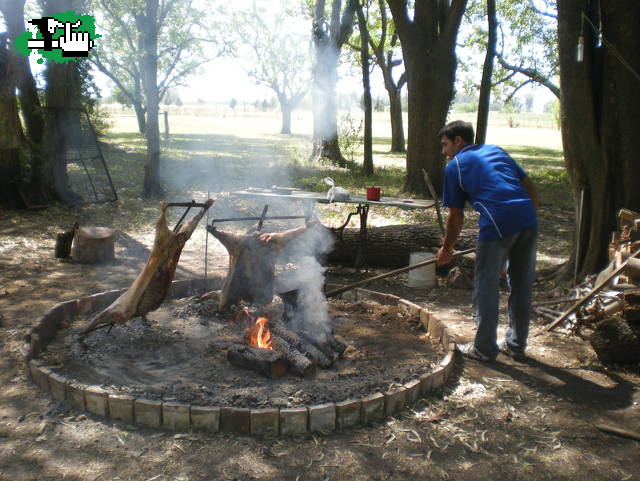 ESTANCIA LA PASIONARIA EN VILLARS con cordero al asador
