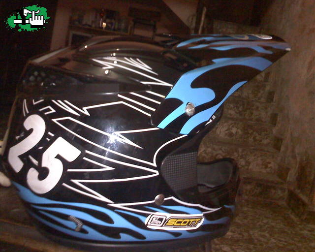 mi casco con el nº 25 opinen
