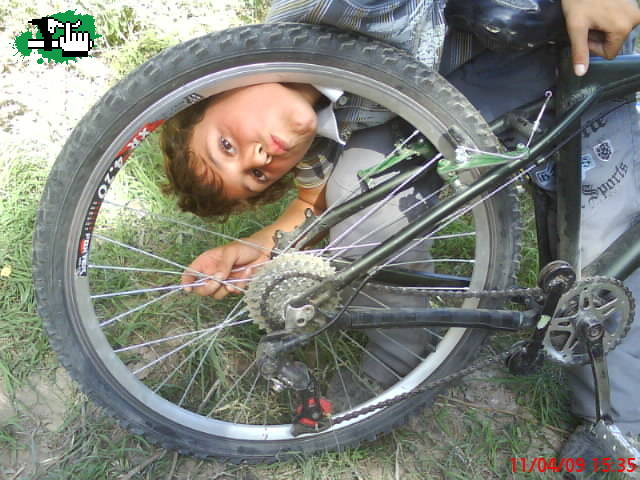 q linda llantas...XD