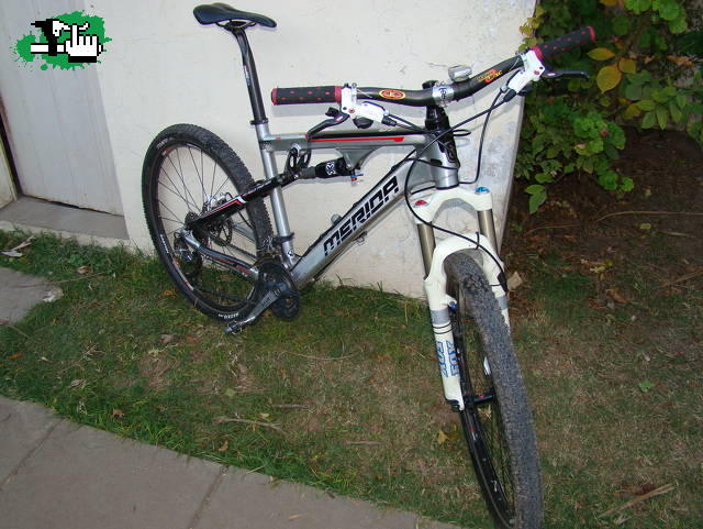 MOTOS EN EL PARQUE PEREYRA