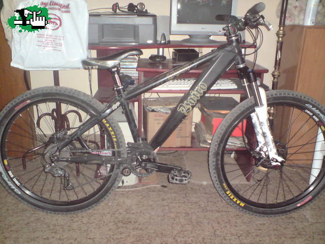 listo horquila nueva para la negra