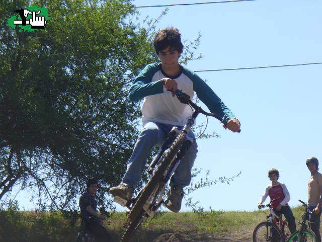 JEJEJEJ AKA LES DEJO UNA FOTO DE LOS COMIENSOS DE JUANY