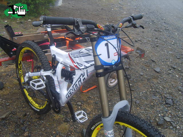 VENDO MACHA!