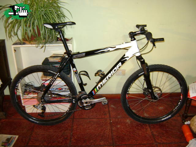 Bicicleta merida full sram x9 shimano xt usada en venta BTT