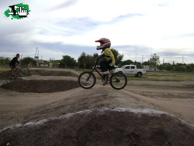 SUPER MINI!!! JAJAJA ESTE SI ES EL MAS CHICO!!!