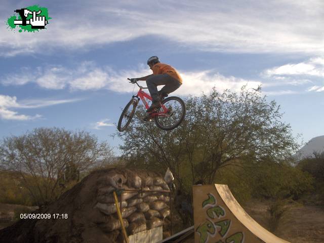 probando los dirt del bañado