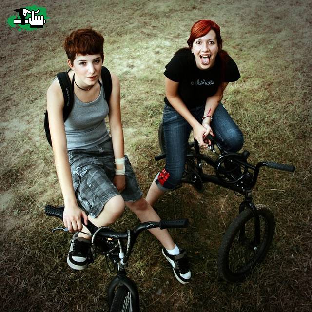 Girls bikeS