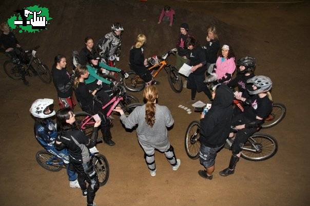 Escuelita de riders! Girls! 