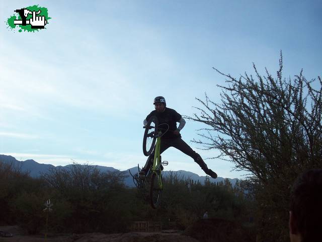 volando!! one foot