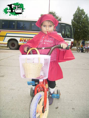 CAPERUCITA BIKE ROJA