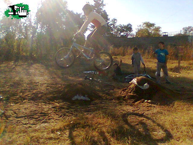 Porffavor no bardeen por el casco