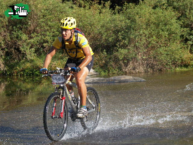 cruzando el rio pinto!