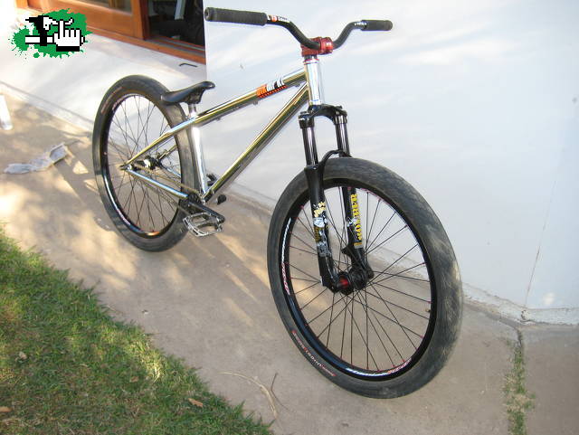 blk mrkt  de  uriel