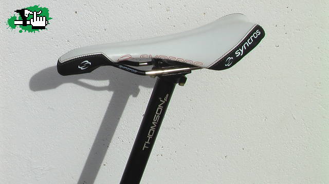 una de las piezas fundamentales de la bici. el sillin SYNCROS FL 