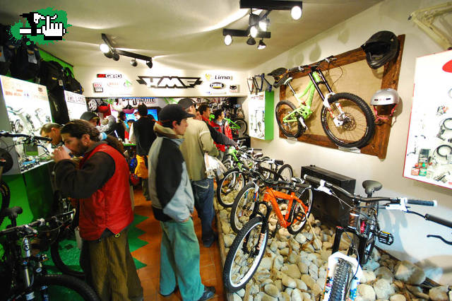CLUB DIVERTITE BIKE STORE!