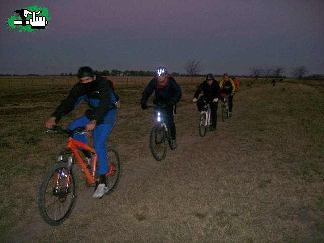 AGUILAS DEL SUR: BIKE-ASADO