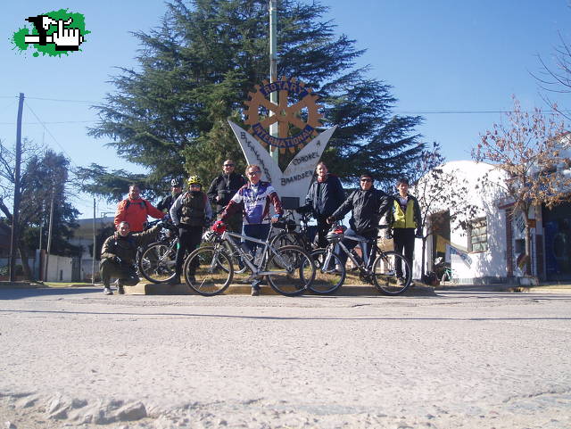 AGUILAS DEL SUR