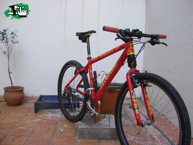 se busca compañeros de pedal
