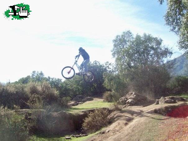 un poquito de DH y dirt en chile 