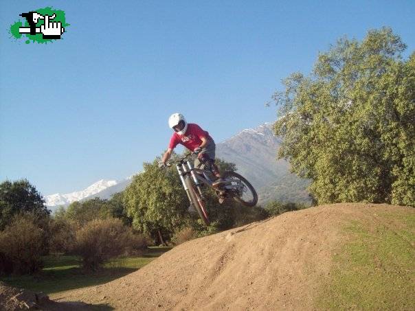 un poquito de DH y dirt en chile 