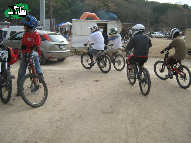 LOS RAIDERS  SUBIAN...