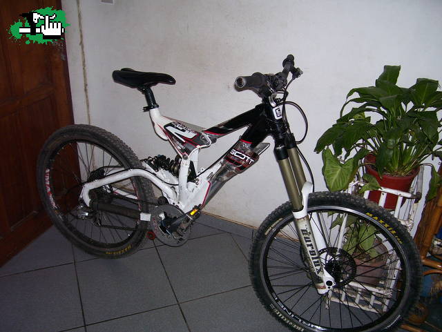 la nueva scott de marianito .....