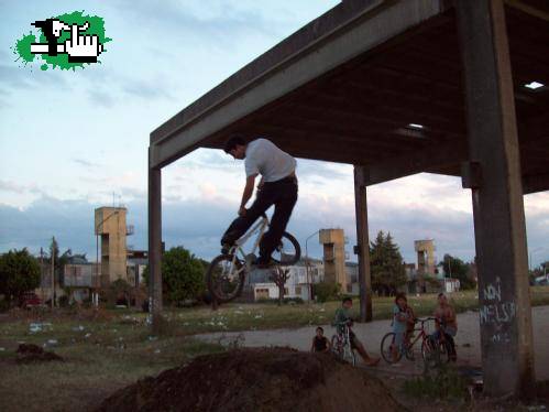 dani lookdown