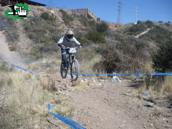 LA CRUZ 2008