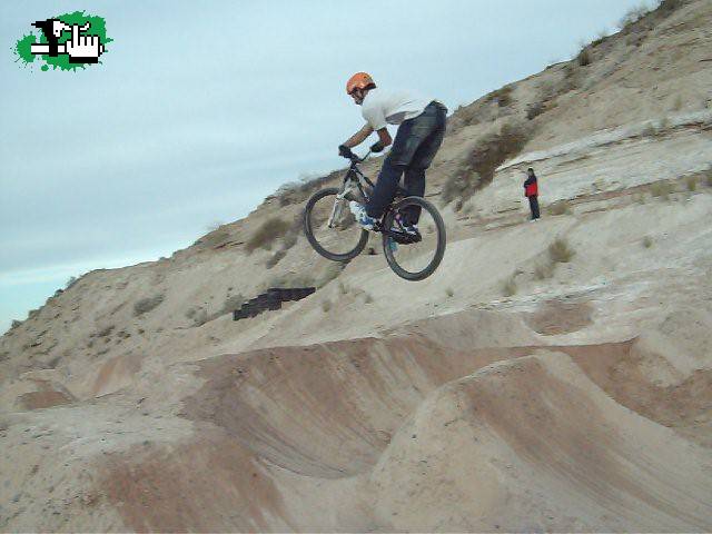 dirt world park (neuquen)