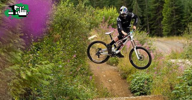 AIR DOWNHILL