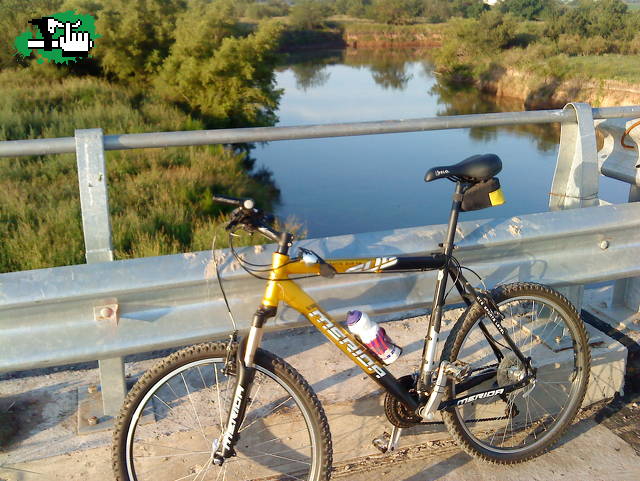 en descanso sobre el rio carcaraña