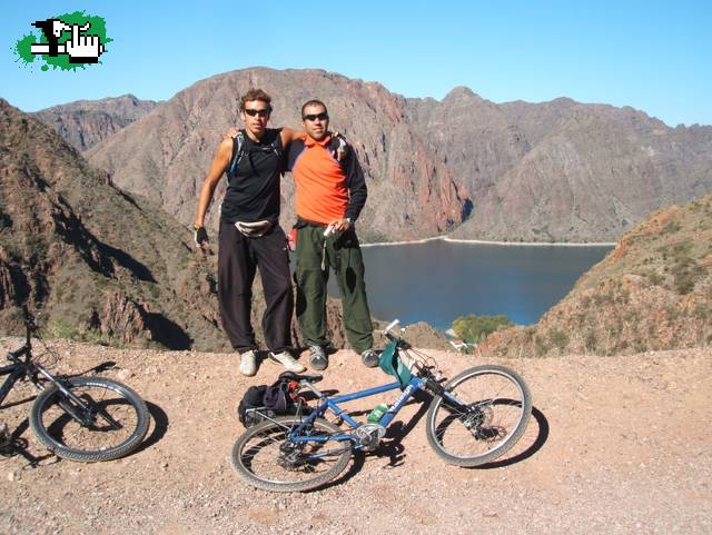 FELIZ CUMPLE PARA MI GRAN HERMANO MUQUE