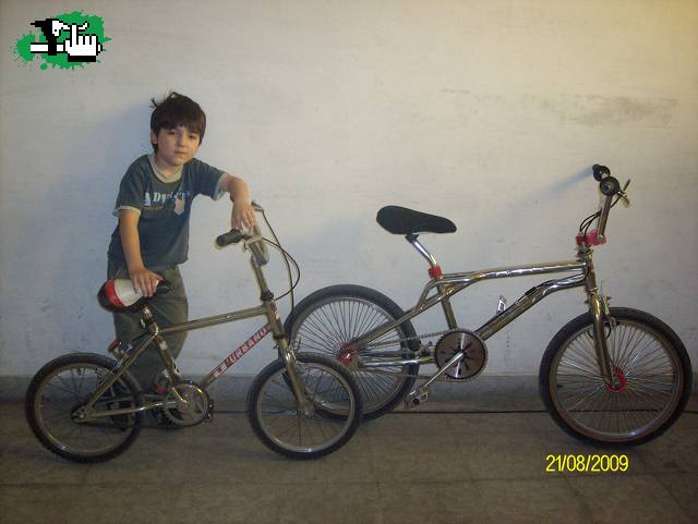 las bikes d mi hrmano y mia!!!