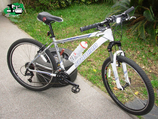 Mi nave Schwinn Mesa GS