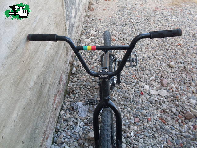 MI BICI ESTOY POR TERMINARLA 