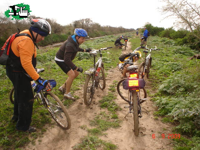 LOS 3 CHIFLADOS DEL PEDAL