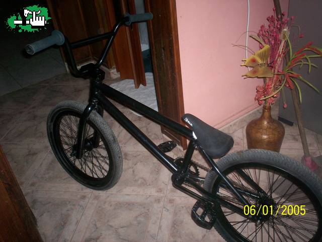 la bike con modificaciones :)