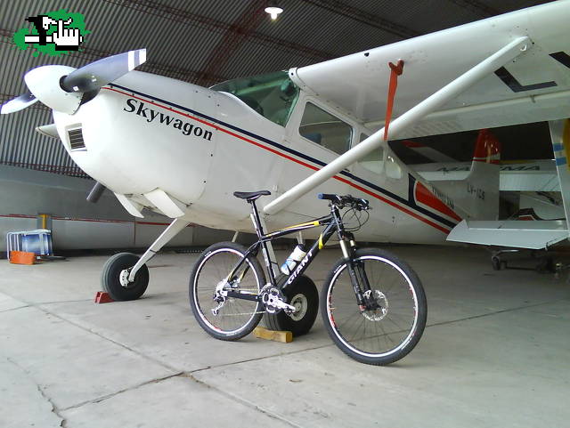 Pasadita por el Club de Planeadores Cañuelas