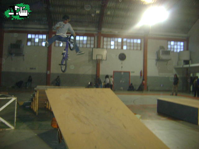 one hander no foot!!!