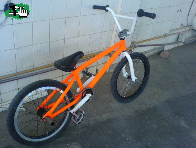 MY BIKE - CUANDO ERA NARANJA FLUOR