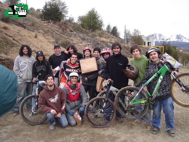 riders ushuaia dh compe