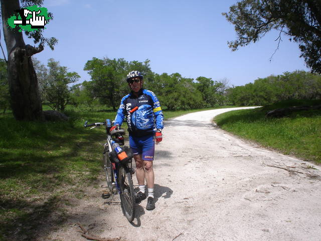 LOS 3 CHIFLADOS DEL PEDAL ( MAS ALLA DE PUNTA INDIO)