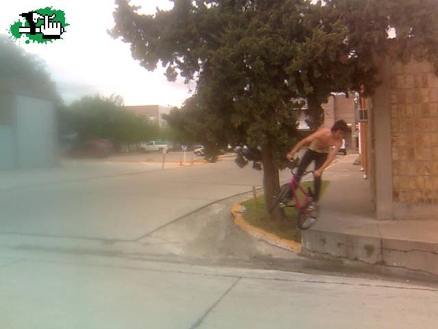 180º